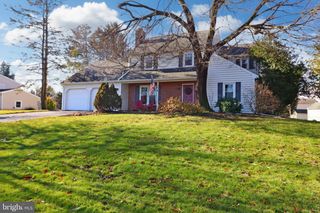 588 CROSSWINDS DR, Lititz, PA 17543