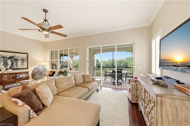 2605 Estrella CT PH-3, Naples, FL 34109