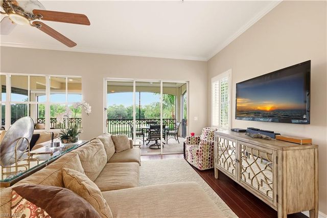 2605 Estrella CT PH-3, Naples, FL 34109