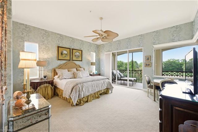 2605 Estrella CT PH-3, Naples, FL 34109