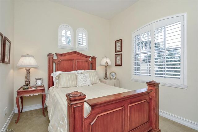 2605 Estrella CT PH-3, Naples, FL 34109