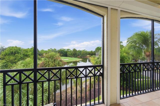 2605 Estrella CT PH-3, Naples, FL 34109