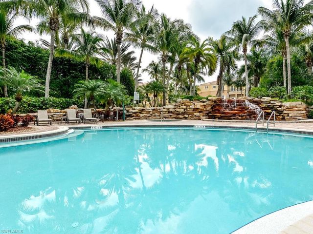 2605 Estrella CT PH-3, Naples, FL 34109
