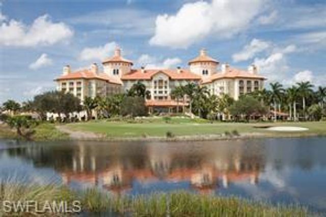2605 Estrella CT PH-3, Naples, FL 34109