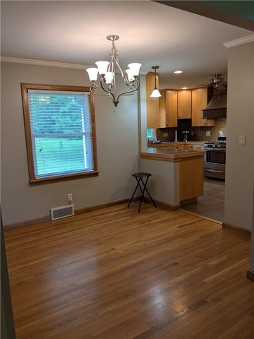 3106 Fernwood Ln, Neshannock Twp, PA 16105