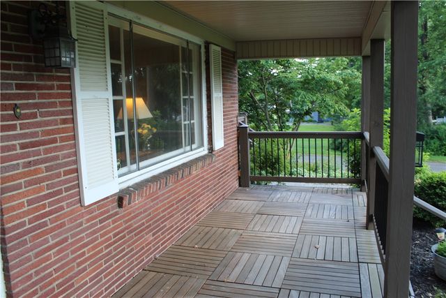 3106 Fernwood Ln, Neshannock Twp, PA 16105