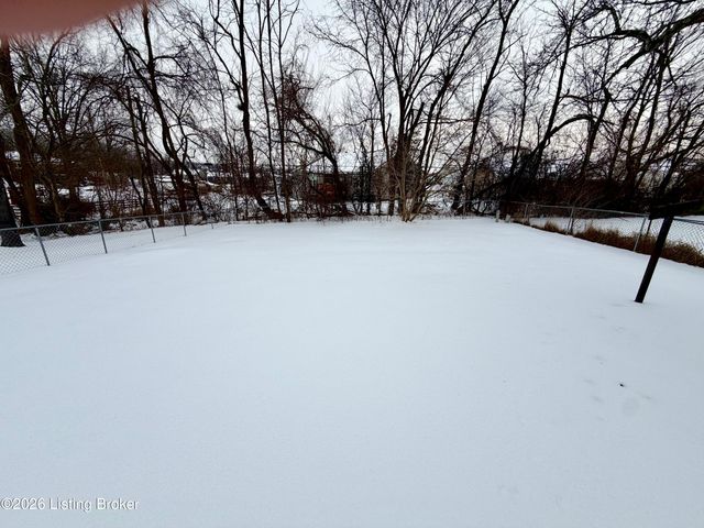 10809 Oreland Mill Rd, Louisville, KY 40229