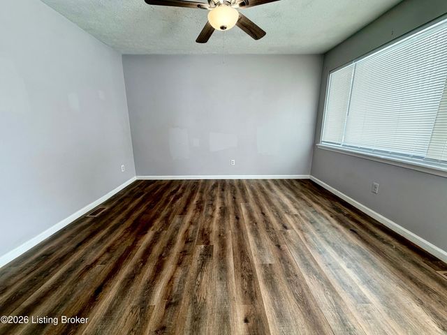 10809 Oreland Mill Rd, Louisville, KY 40229