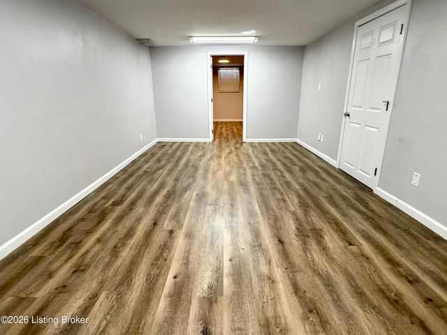 10809 Oreland Mill Rd, Louisville, KY 40229