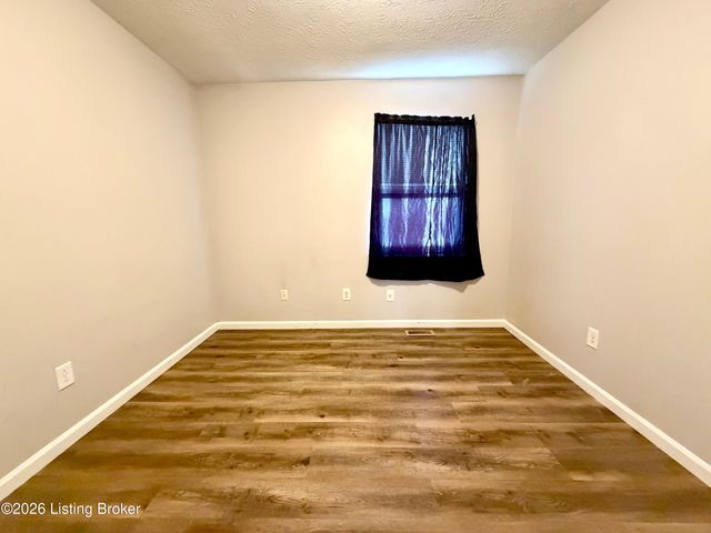 10809 Oreland Mill Rd, Louisville, KY 40229