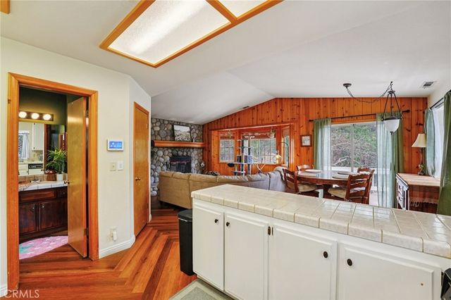 32807 Deer Lick Drive, Running Springs, CA 92382