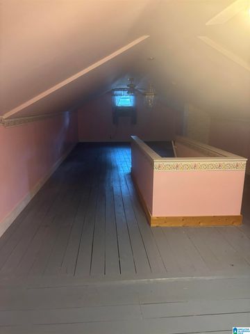 9 E WALNUT STREET, Sylacauga, AL 35150