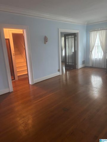 9 E WALNUT STREET, Sylacauga, AL 35150