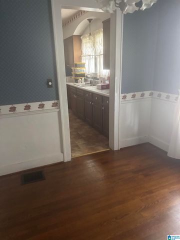 9 E WALNUT STREET, Sylacauga, AL 35150