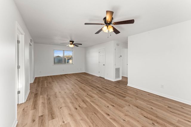 328 Deer Cir, Estill Springs, TN 37330