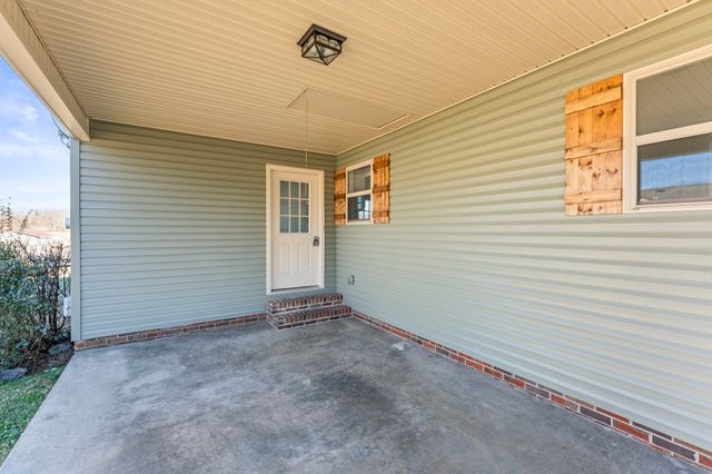 328 Deer Cir, Estill Springs, TN 37330