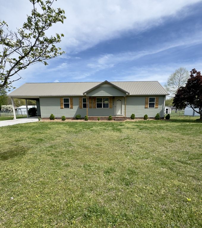 328 Deer Cir, Estill Springs, TN 37330