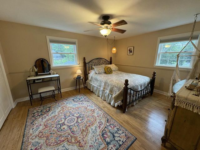 18400 Chevy Chase, Brookfield, WI 53045