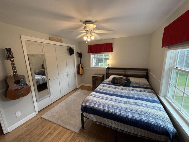 18400 Chevy Chase, Brookfield, WI 53045