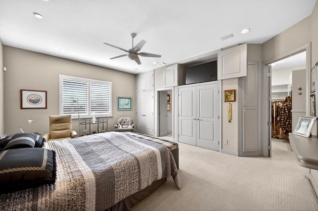 818 Sierra Oaks Vista Ln, Sacramento, CA 95864