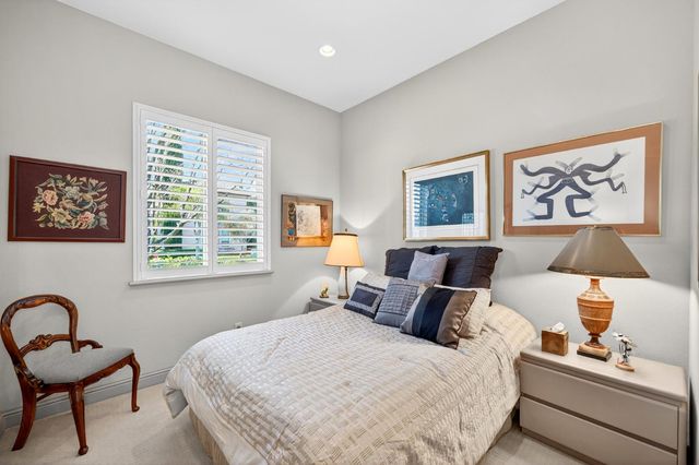 818 Sierra Oaks Vista Ln, Sacramento, CA 95864