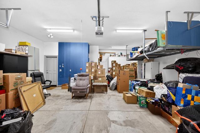 818 Sierra Oaks Vista Ln, Sacramento, CA 95864