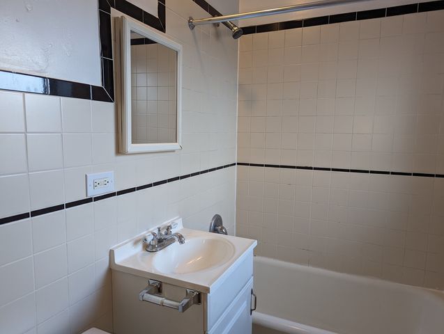 2649.5 N Spaulding Avenue 1S, Chicago, IL 60647