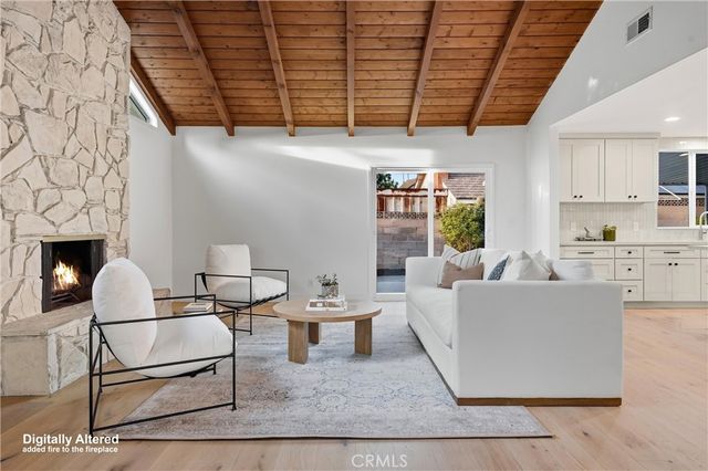 2776 N Beechwood, Orange, CA 92865