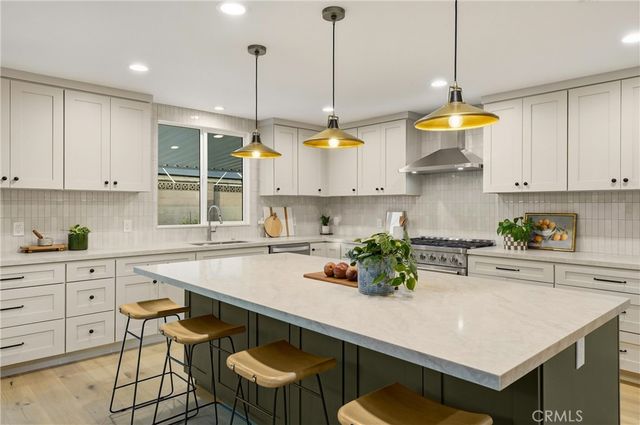 2776 N Beechwood, Orange, CA 92865