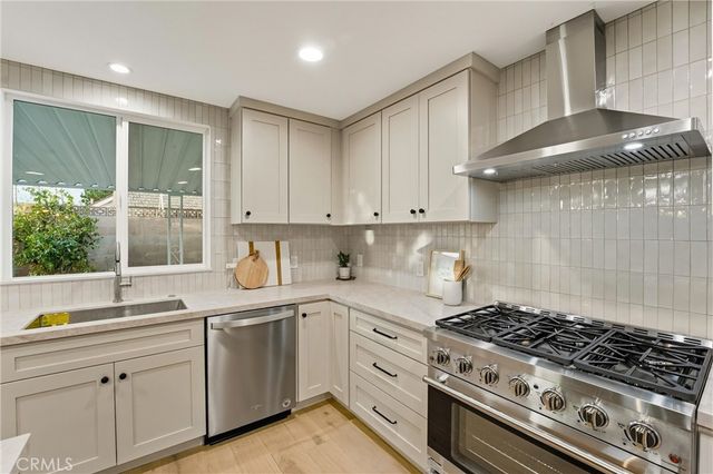 2776 N Beechwood, Orange, CA 92865