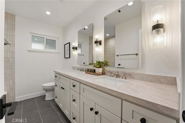 2776 N Beechwood, Orange, CA 92865