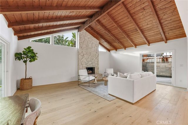 2776 N Beechwood, Orange, CA 92865