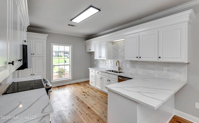434 Autumn Creek Drive, Ridgeland, MS 39157