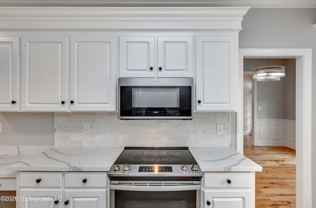 434 Autumn Creek Drive, Ridgeland, MS 39157