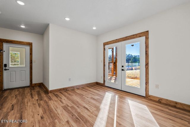 737 Bullwinkle Way, Sevierville, TN 37862