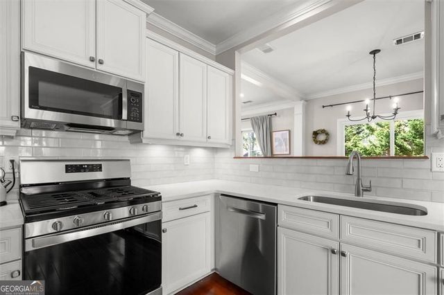 570 Rosedown Way, Alpharetta, GA 30022