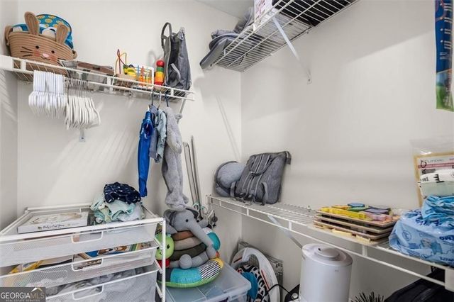 570 Rosedown Way, Alpharetta, GA 30022