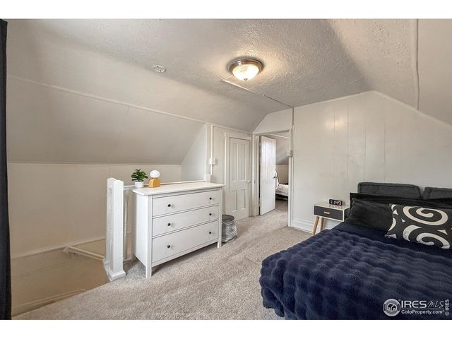 837 5th St, Berthoud, CO 80513