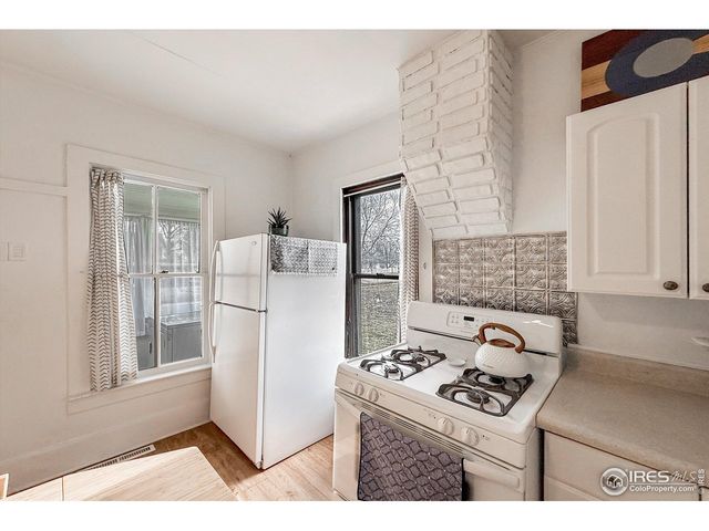 837 5th St, Berthoud, CO 80513