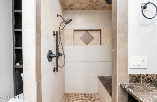 2836 Garfield Ave, Louisville, KY 40212