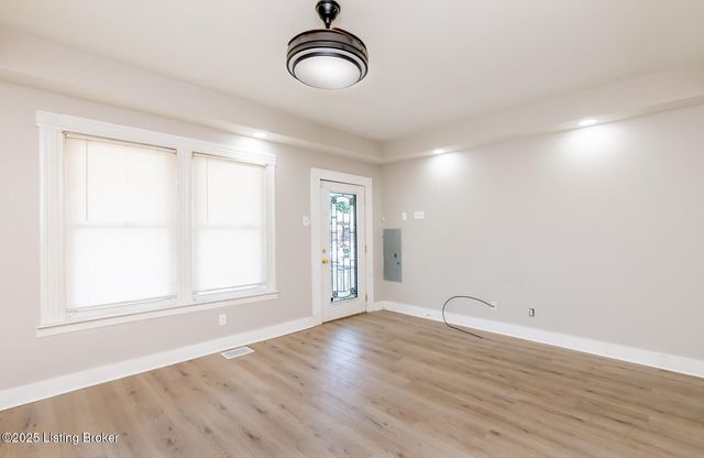 2836 Garfield Ave, Louisville, KY 40212