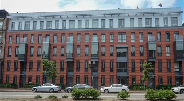 691 Massachusetts Ave 102, Boston, MA 02118