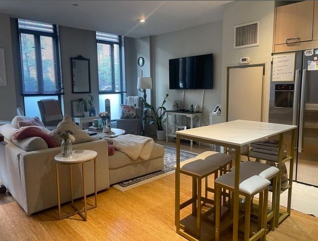 691 Massachusetts Ave 102, Boston, MA 02118