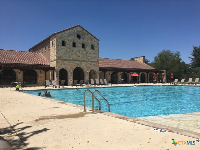 0 Chardonnay, New Braunfels, TX 78132
