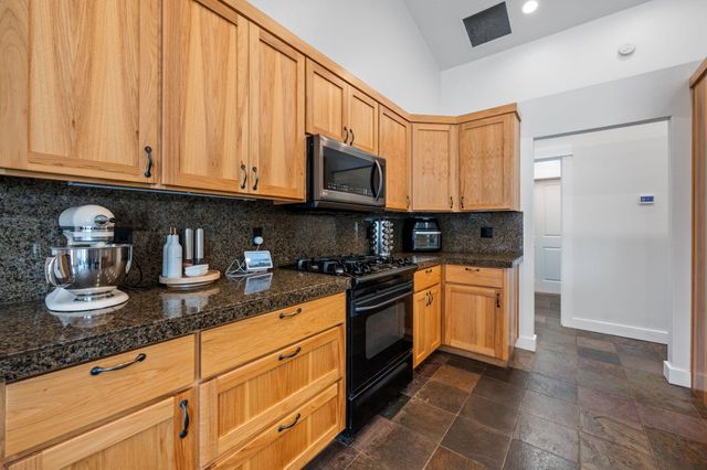 20881 Top Knot Lane, Bend, OR 97701