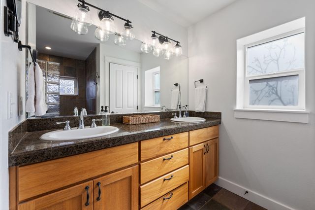 20881 Top Knot Lane, Bend, OR 97701