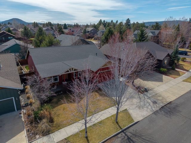 20881 Top Knot Lane, Bend, OR 97701