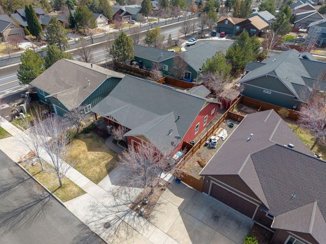 20881 Top Knot Lane, Bend, OR 97701
