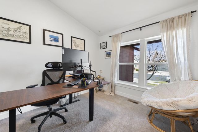 20881 Top Knot Lane, Bend, OR 97701