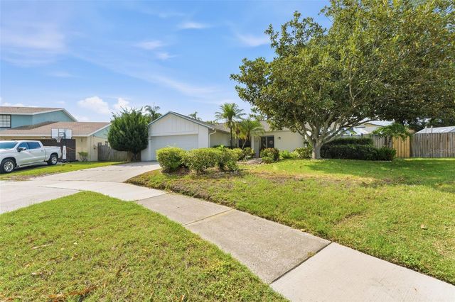 4002 PEBBLESTONE PLACE, Tampa, FL 33624